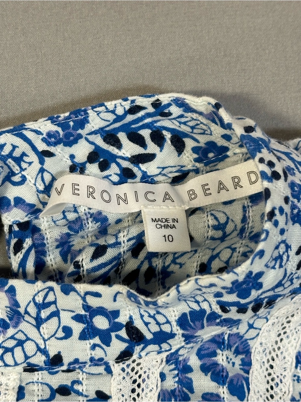 Veronica Beard Sol Ruffle Sleeve Blouse Top, Vertical Lace Detail - Womens 10 - Picture 3 of 12